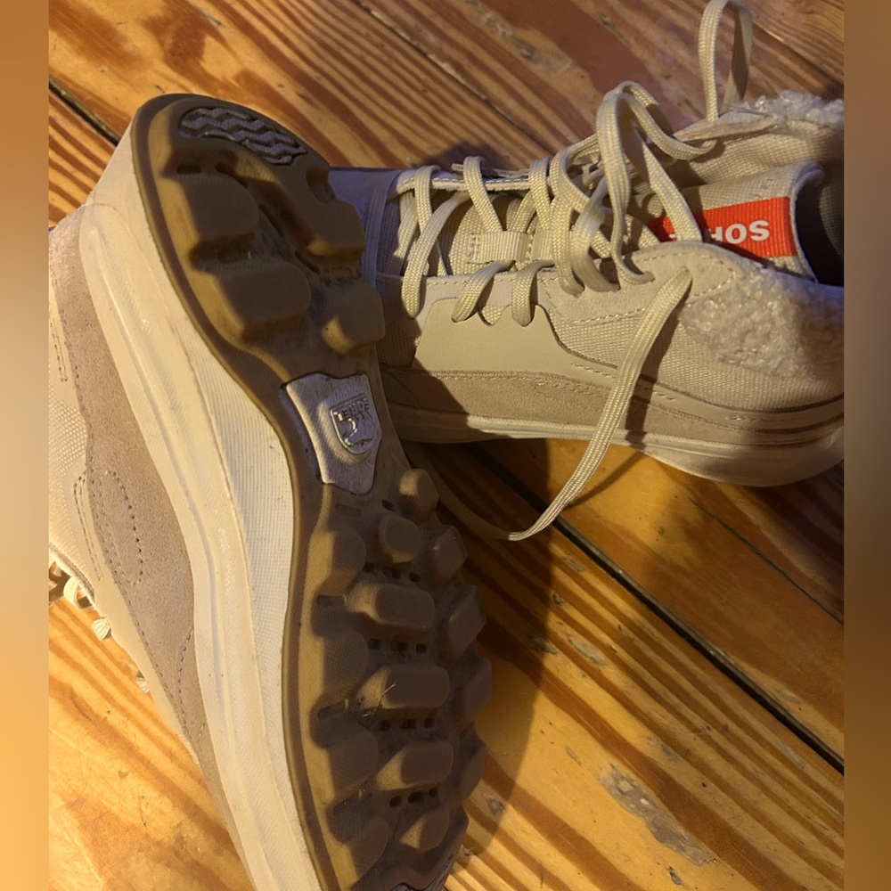 Sorel Boots
Size 6.5
